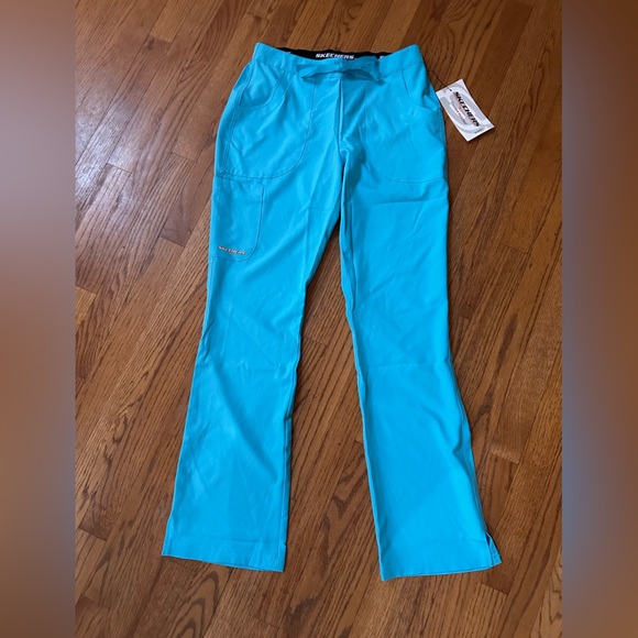 💚💙💚NWT Women’s Sketchers Teal Turquoise Slim Fit Scrub Pants Size Small💙💚💙 - Picture 1 of 4